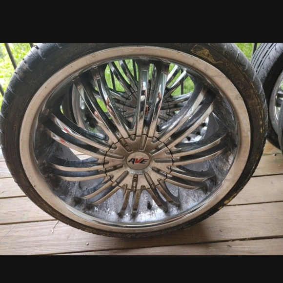 Rims - Picture 2 of 3